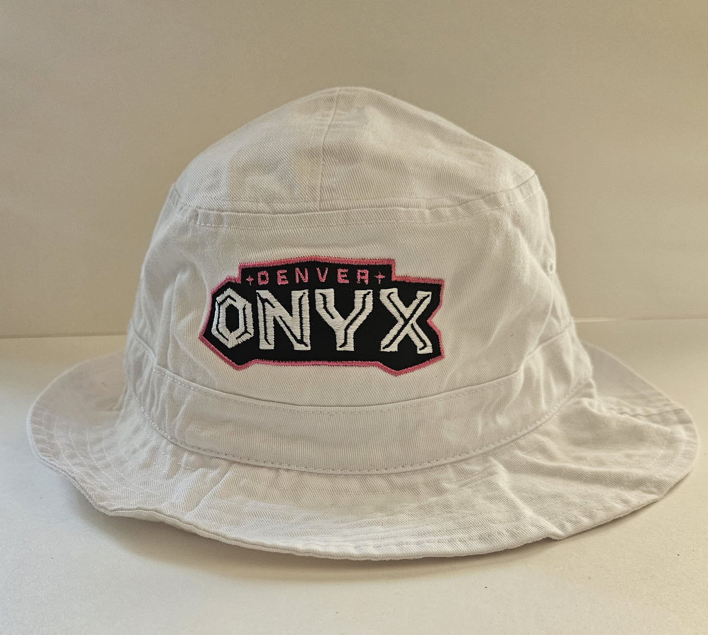 DENVER ONYX BUCKET HAT - WHITE
